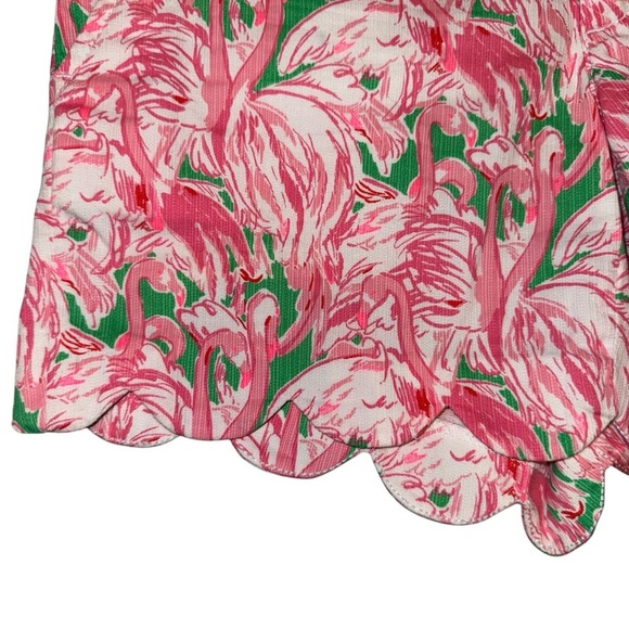 LILLY PULITZER Buttercup Scallop Hem Shorts in Pink Colony Flamingo Print Size 0 - Picture 6 of 16